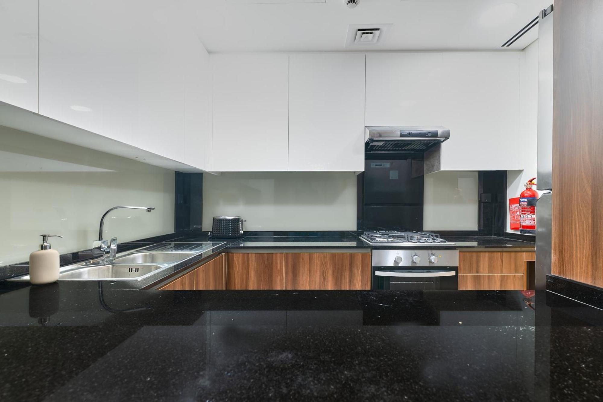 Globalstay J One Tower Apartments At Pearl Of Uae ดูไบ ภายนอก รูปภาพ