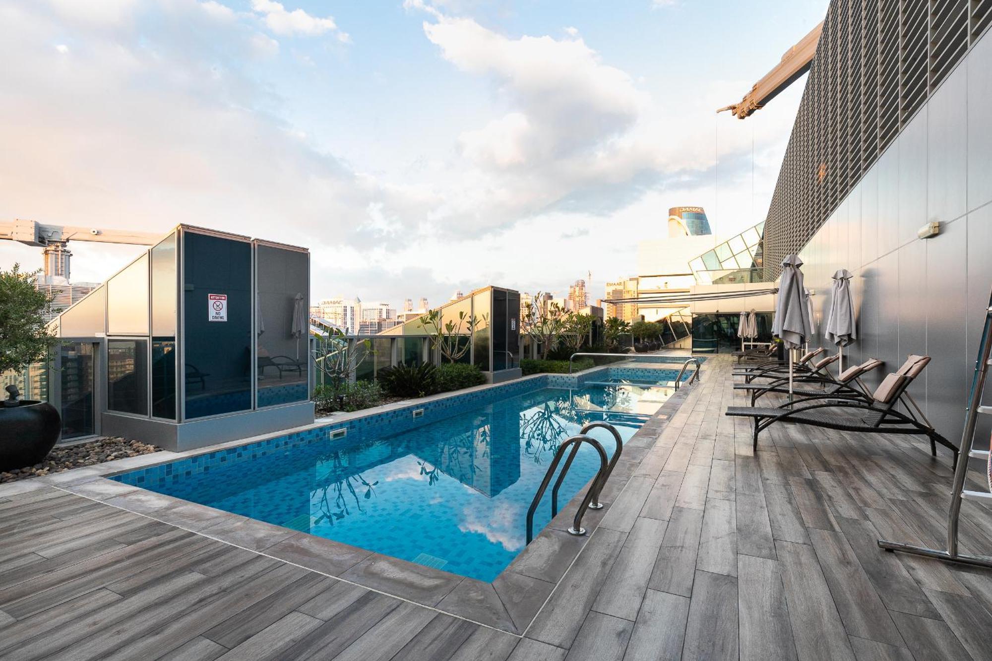 Globalstay J One Tower Apartments At Pearl Of Uae ดูไบ ภายนอก รูปภาพ